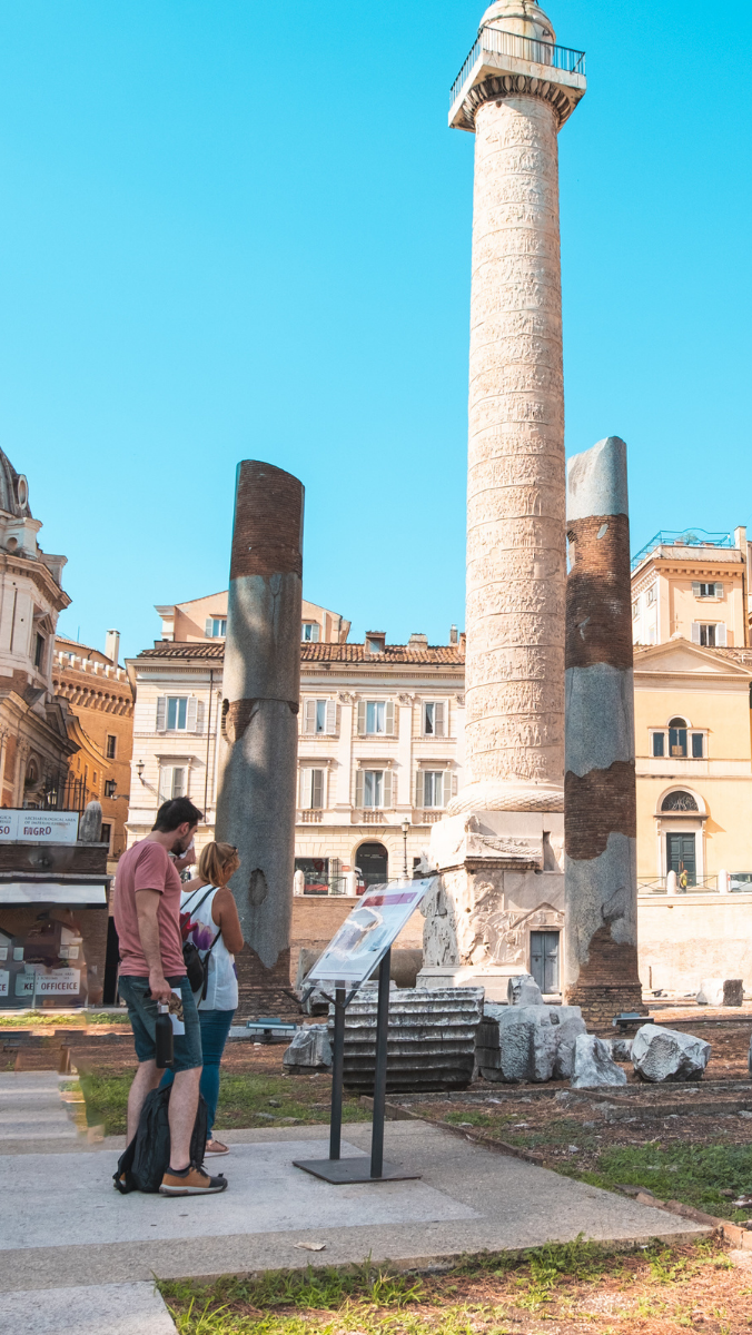 Colosseum, Palatine Hill, Roman Forum and Arena Small Group Tour